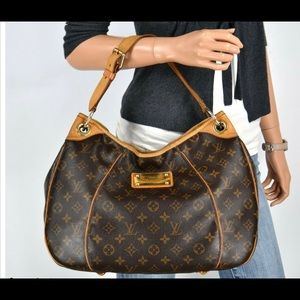 Louis Vuitton Galleria PM Monogram